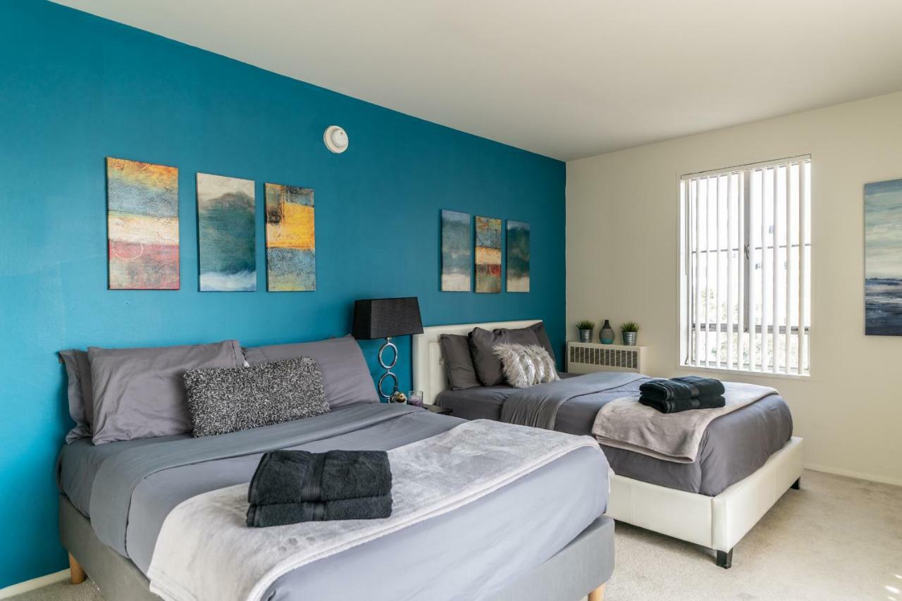 2 Bedroom Condo With A View Near The Grove Los Angeles Bagian luar foto