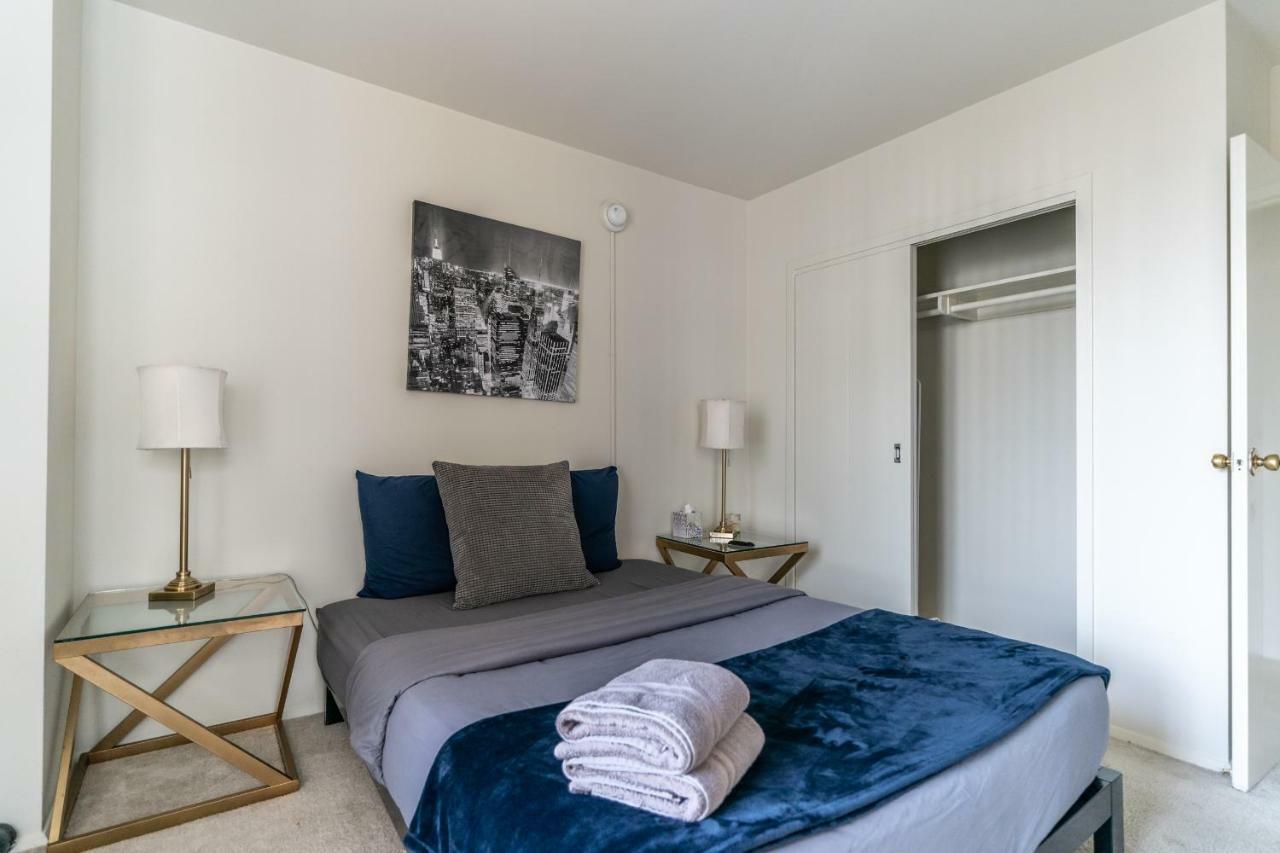2 Bedroom Condo With A View Near The Grove Los Angeles Bagian luar foto