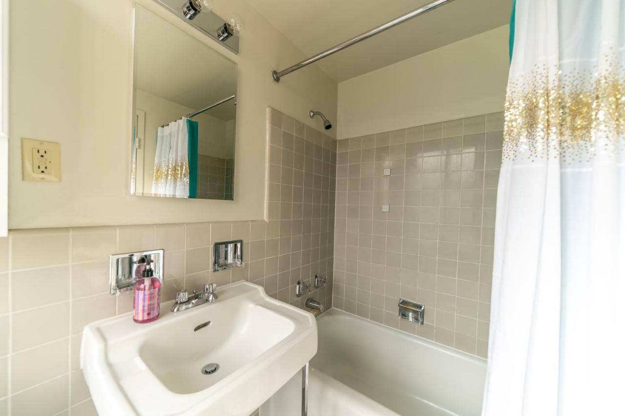 2 Bedroom Condo With A View Near The Grove Los Angeles Bagian luar foto